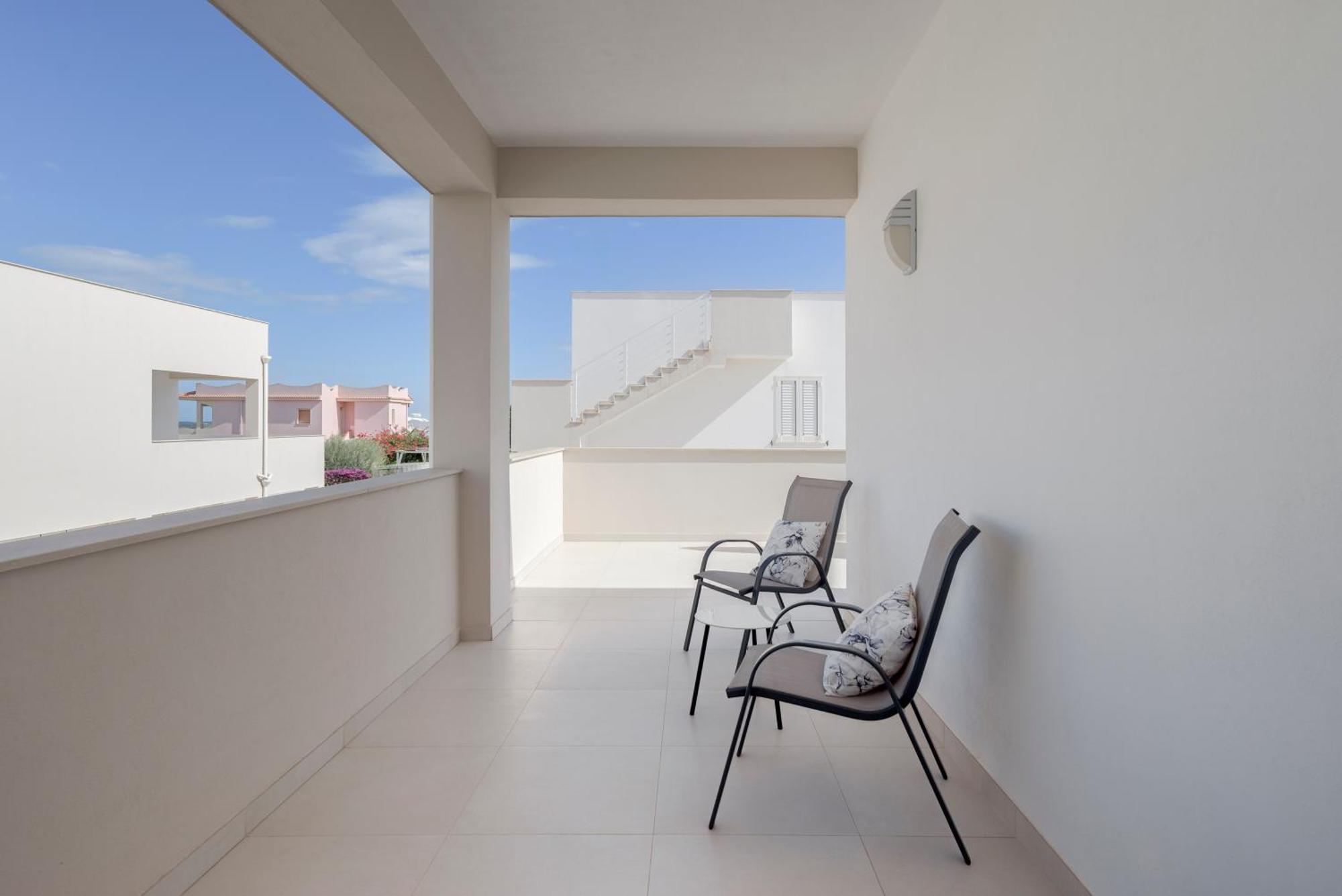 Dolcevitasuites - Modern 3 Bdr Villa In S. Lorenzo Reitani Exterior foto